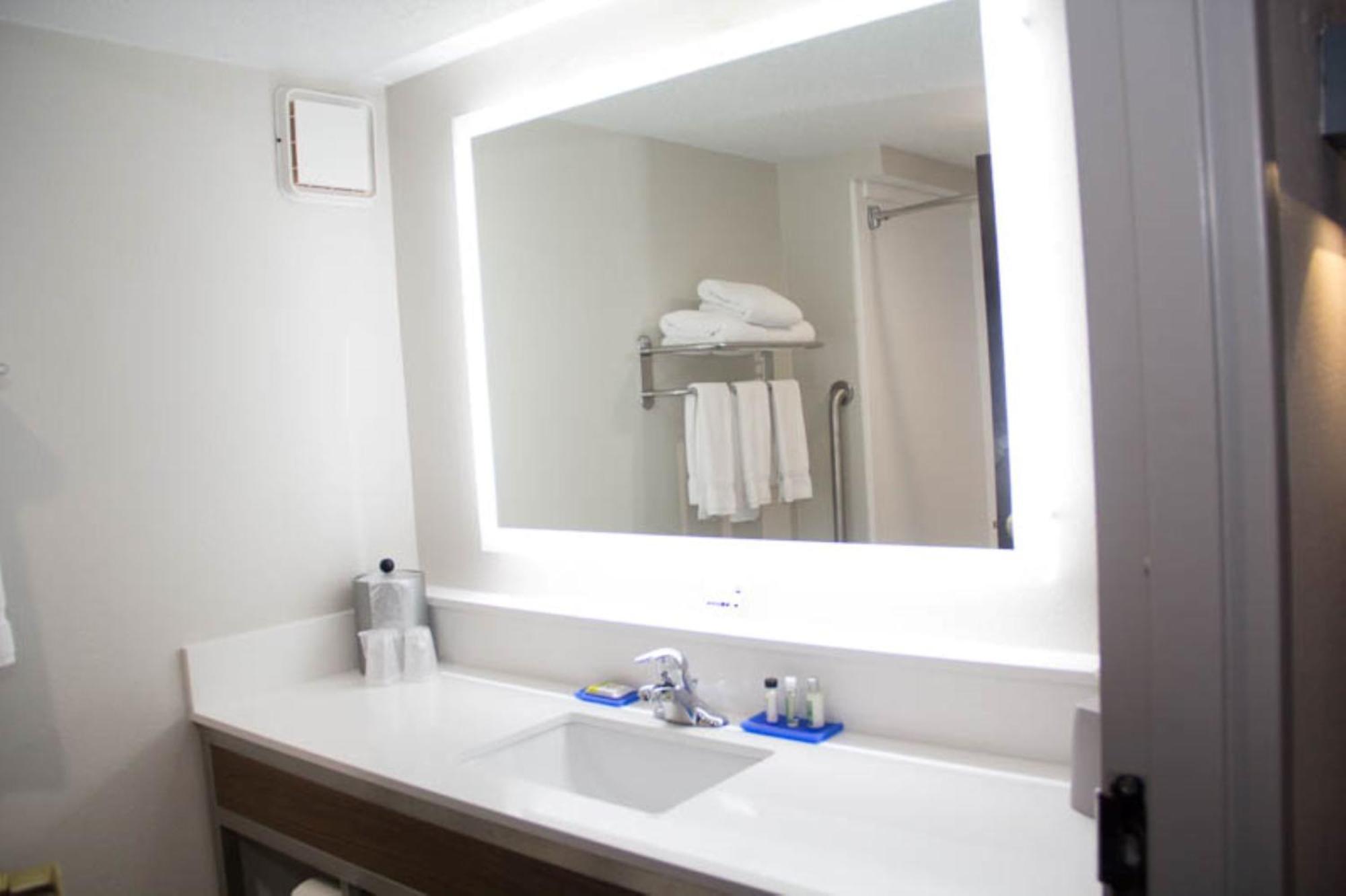 Holiday Inn Express & Suites Kings Mountain - Shelby Area By Ihg Εξωτερικό φωτογραφία